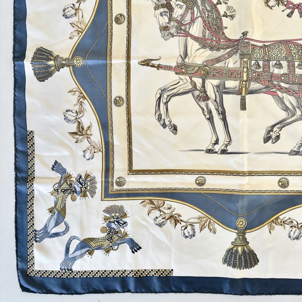 VINTAGE HERMES SCARF HARNAIS FRANCAIS BLUE 100% SILK - Picture 6 of 16